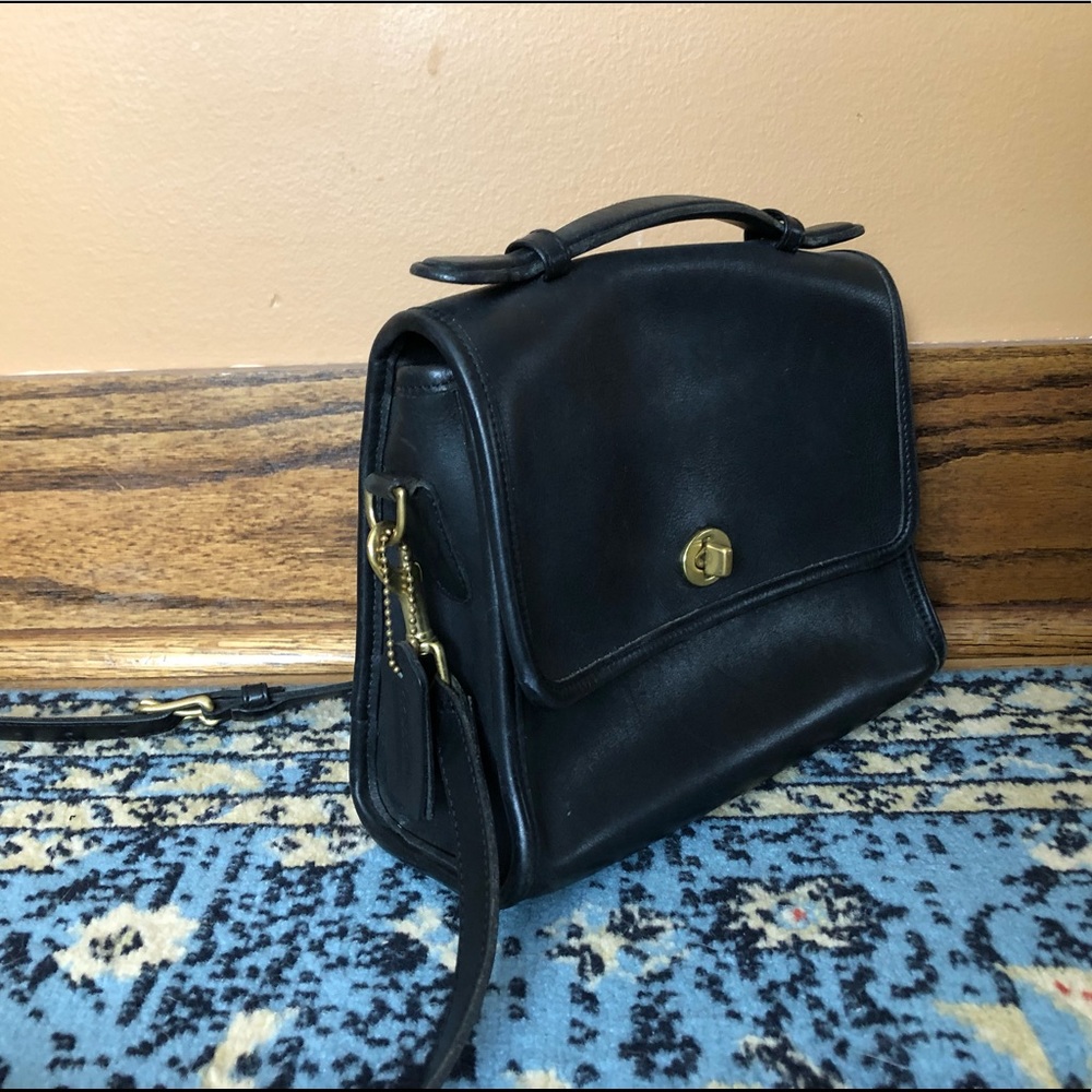 Coach Vintage Black Leather Purse (Small!)